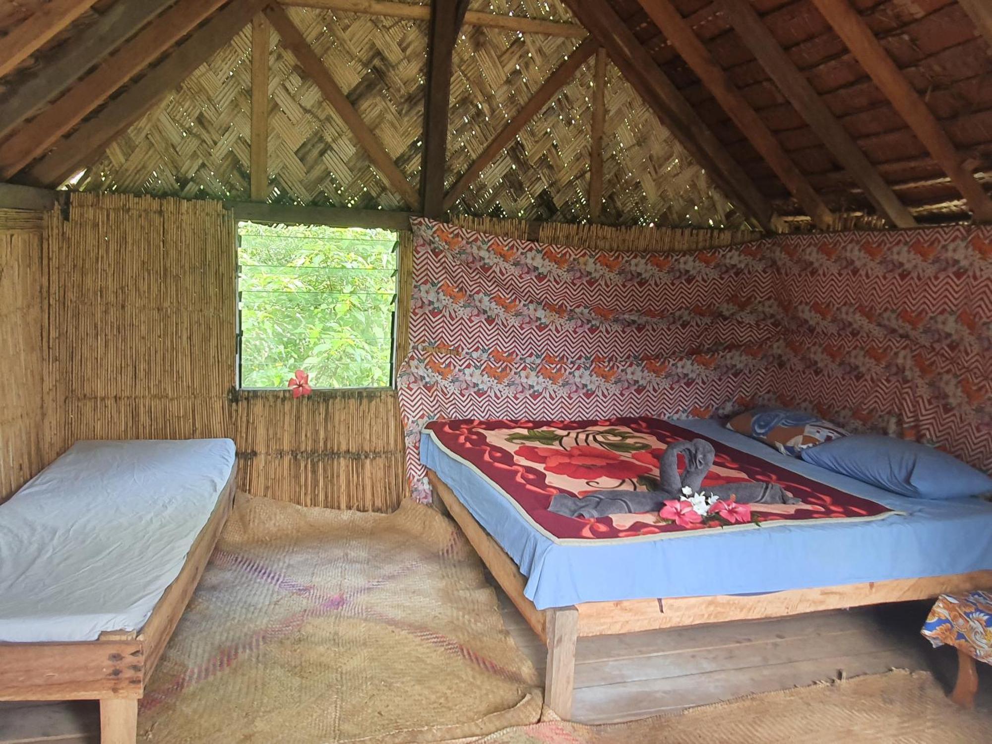 Island Paradise Bungalows Lenkuru Extérieur photo